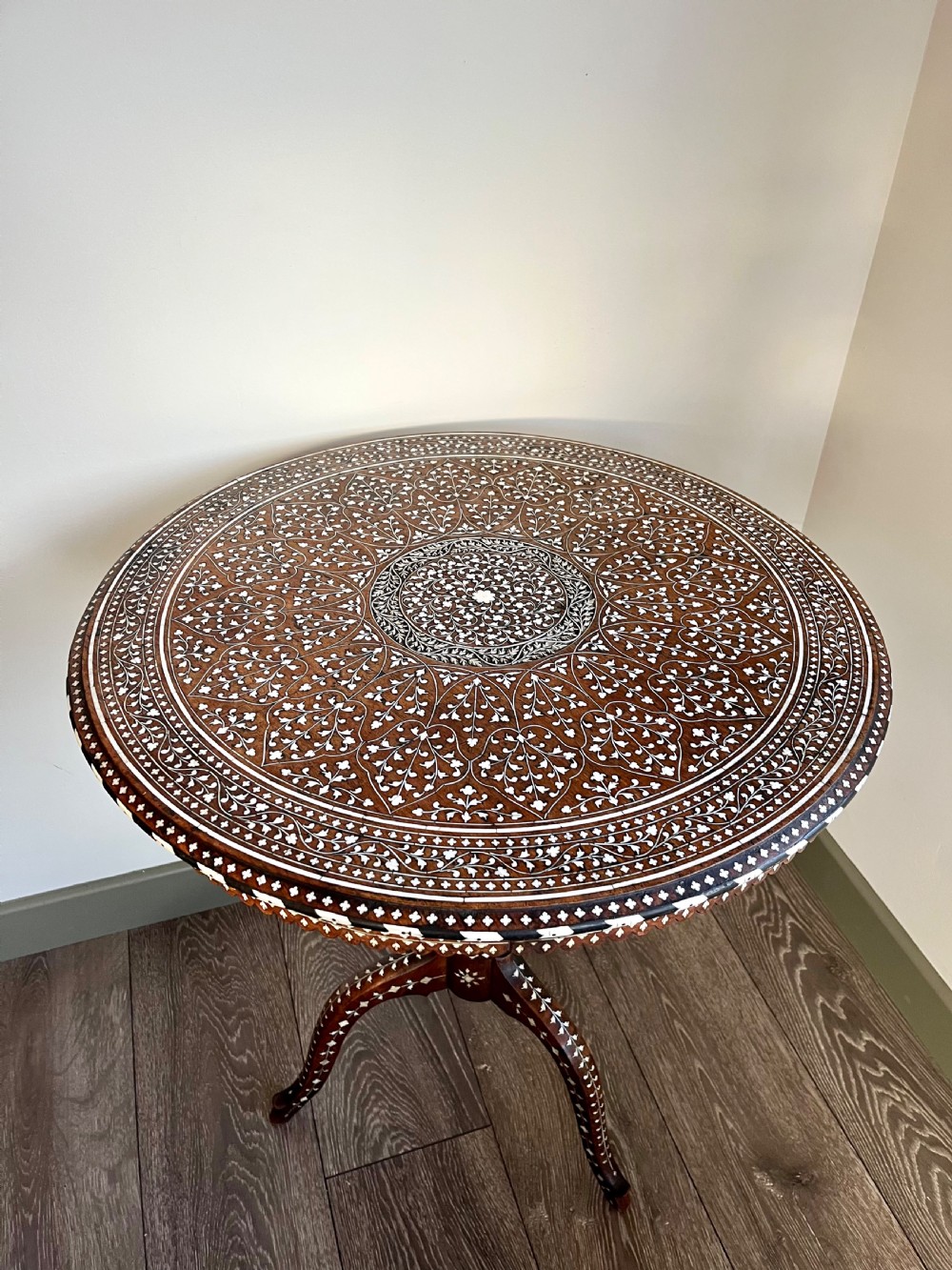 Rare Hoshiarpur table View V