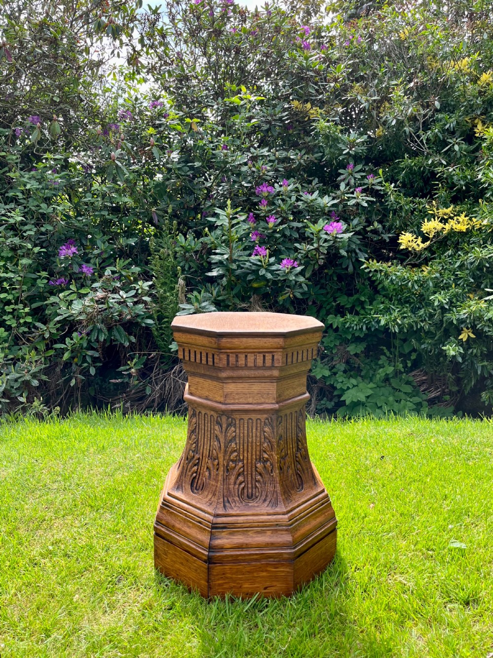 Oak pedestal plant stand View II