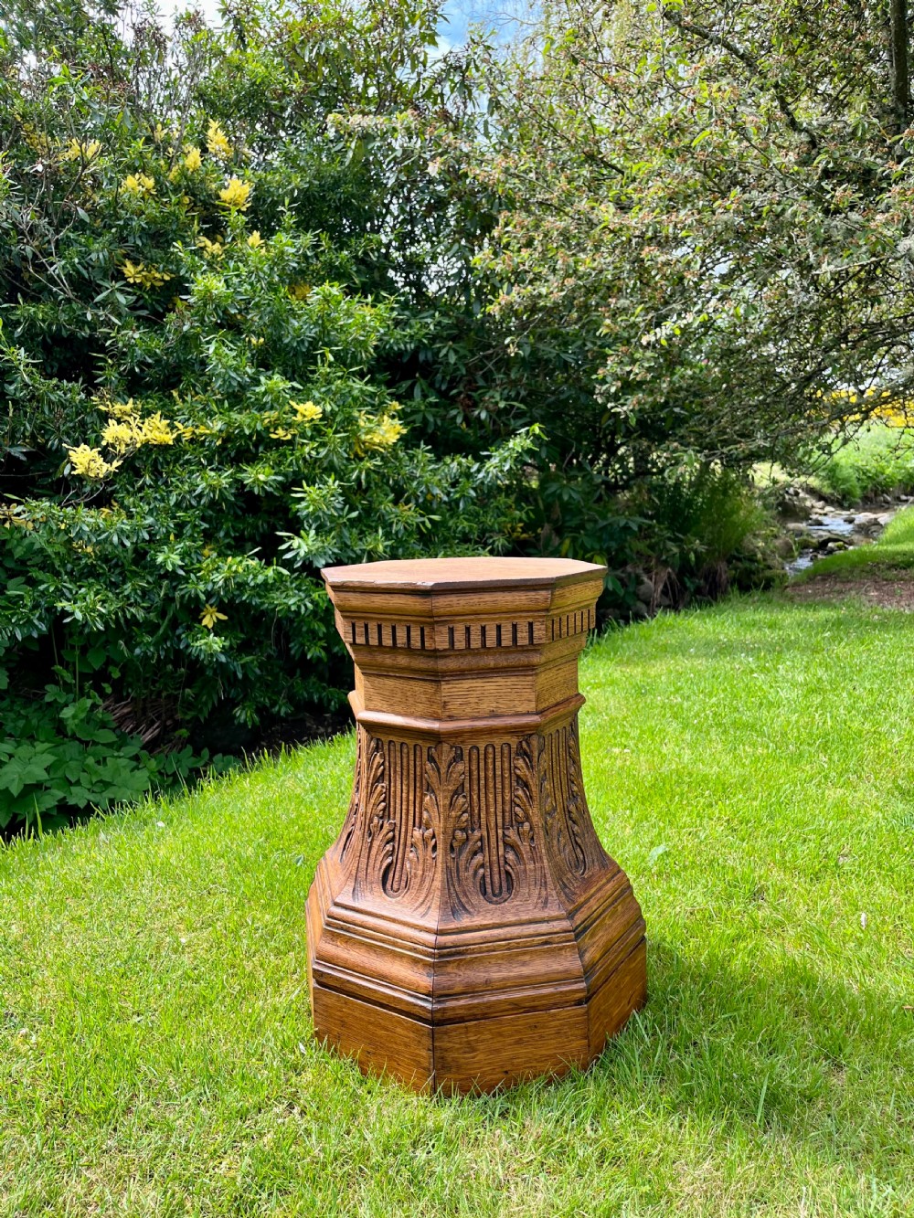 Oak pedestal plant stand View VI