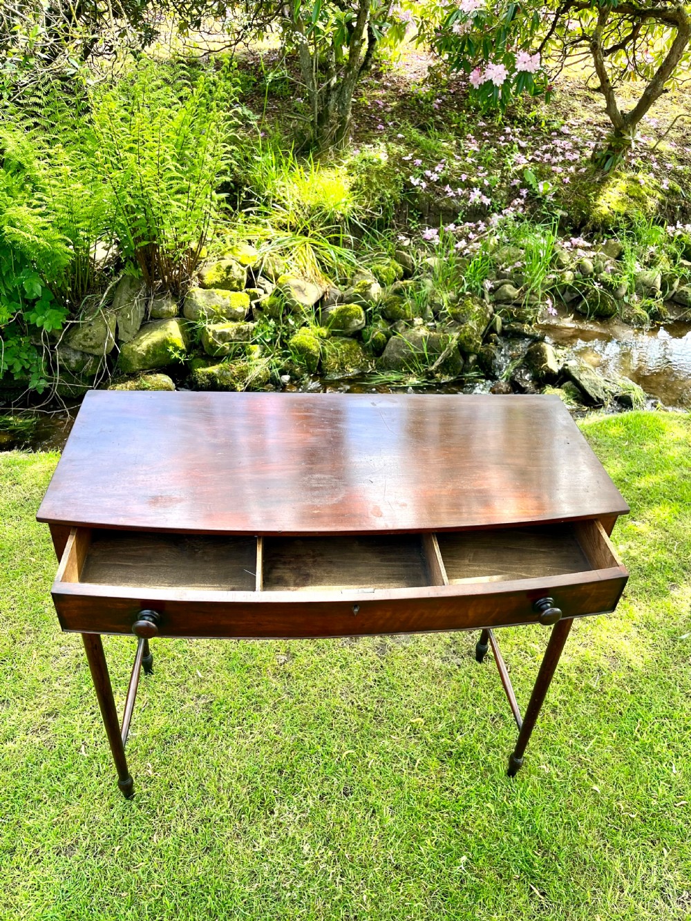 Scottish regency side table  View V