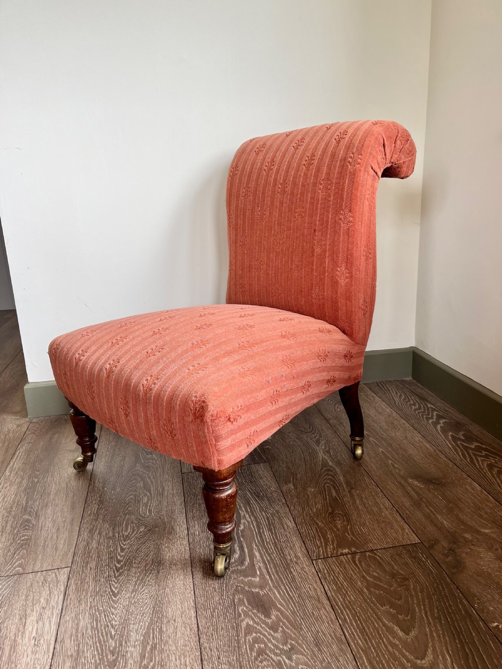 Mahogany slipper chair 