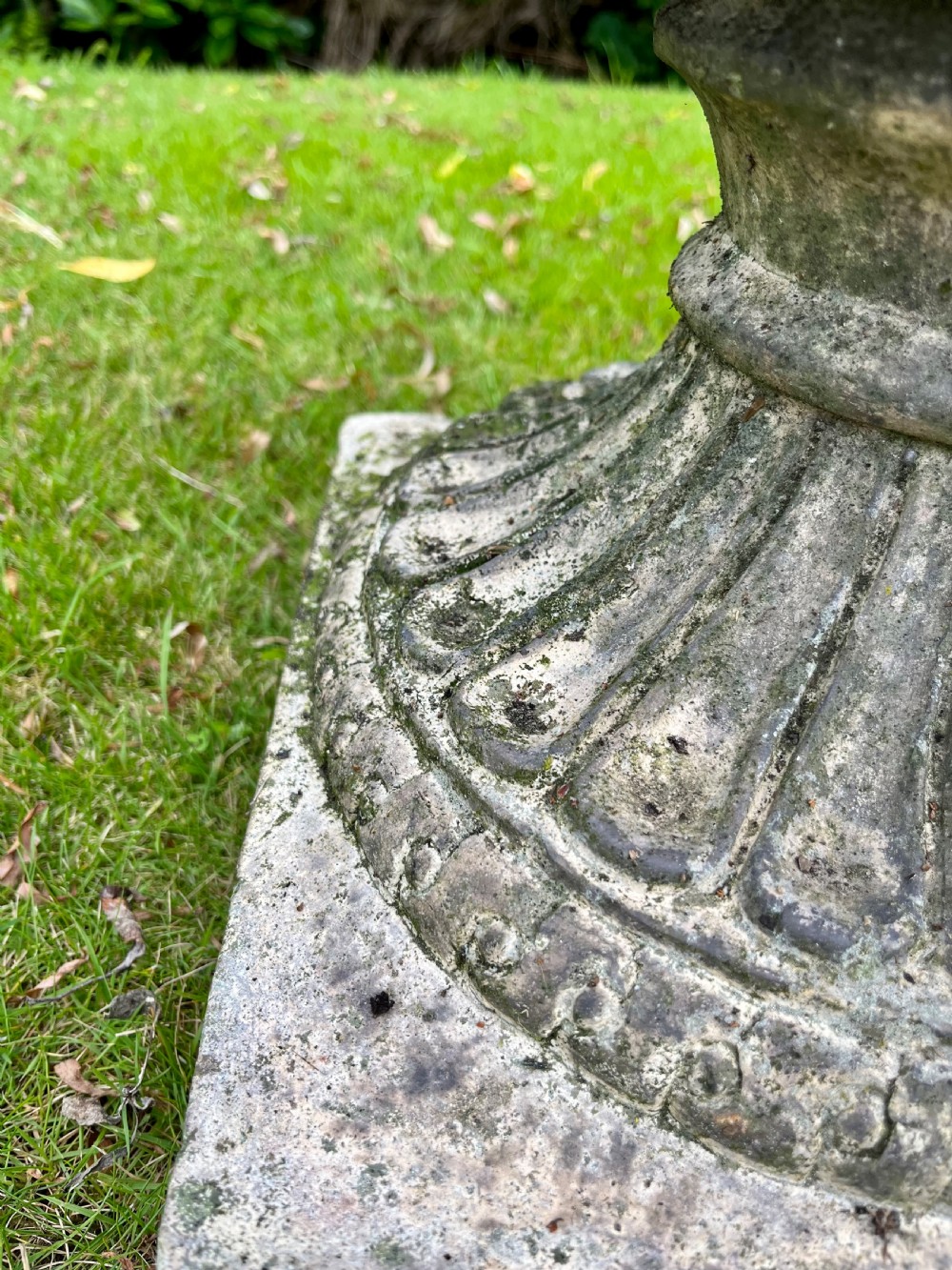 Scottish Garnkirk garden urn  View V