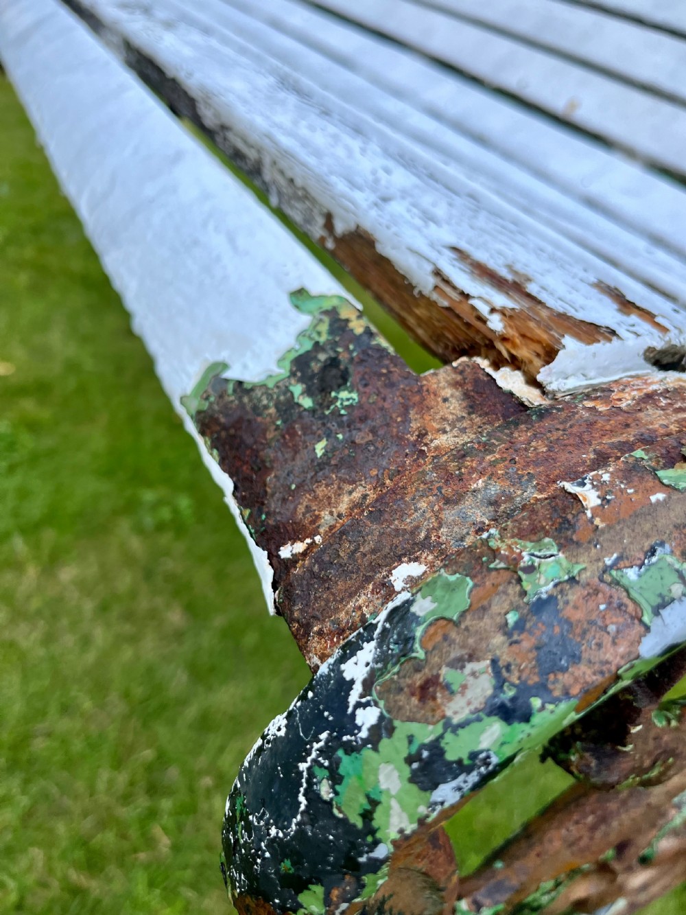 Rare Scottish cast iron garden bench  View VI