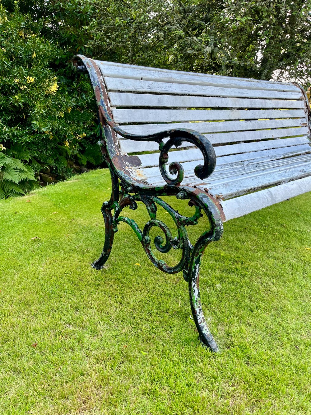 Rare Scottish cast iron garden bench  View XIV