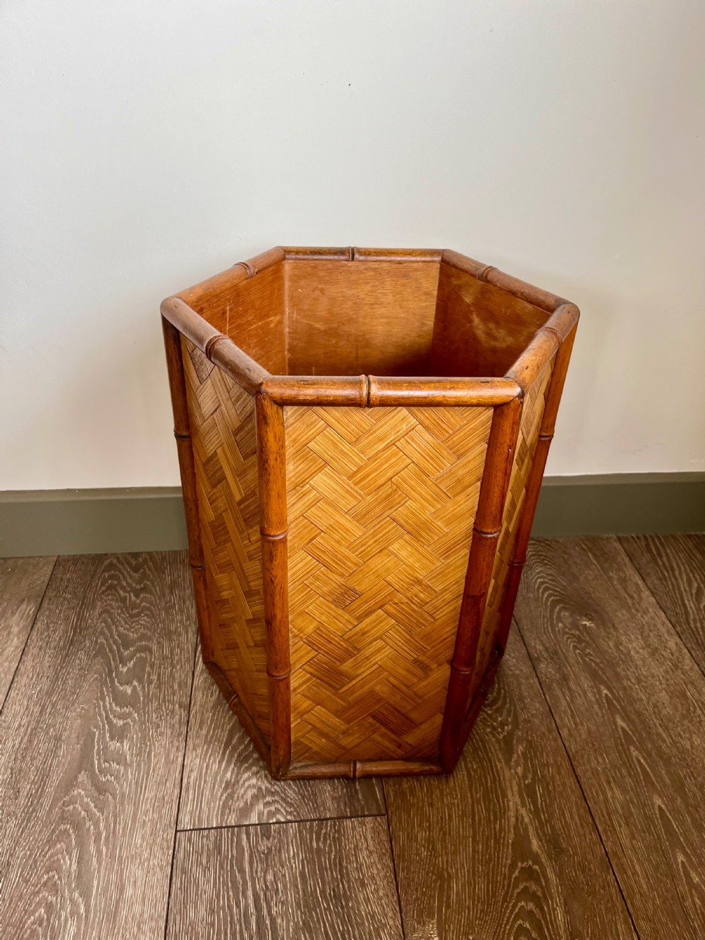 Large bamboo bin View III