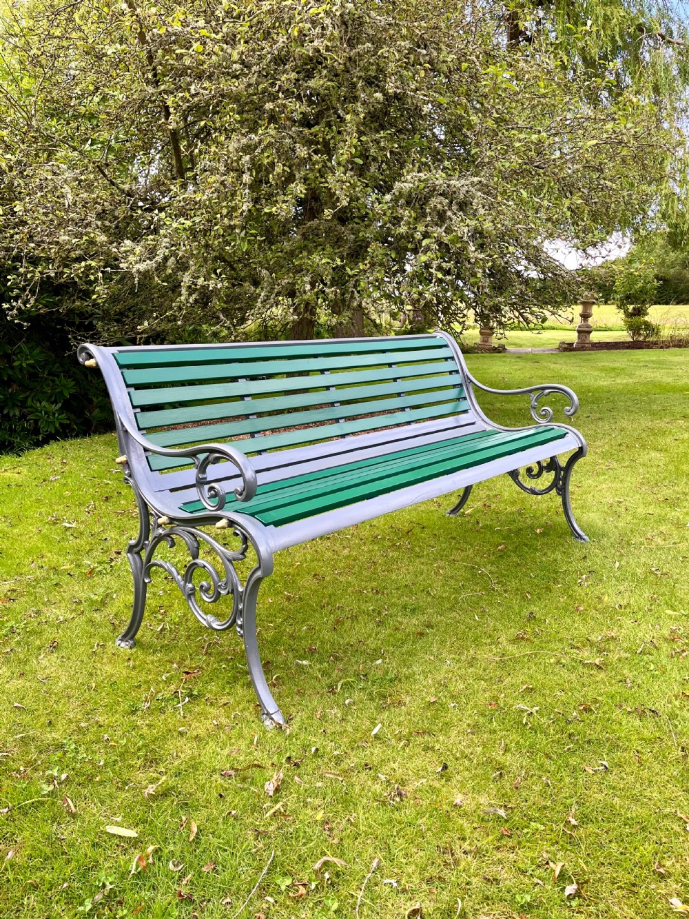 Scottish garden bench View X