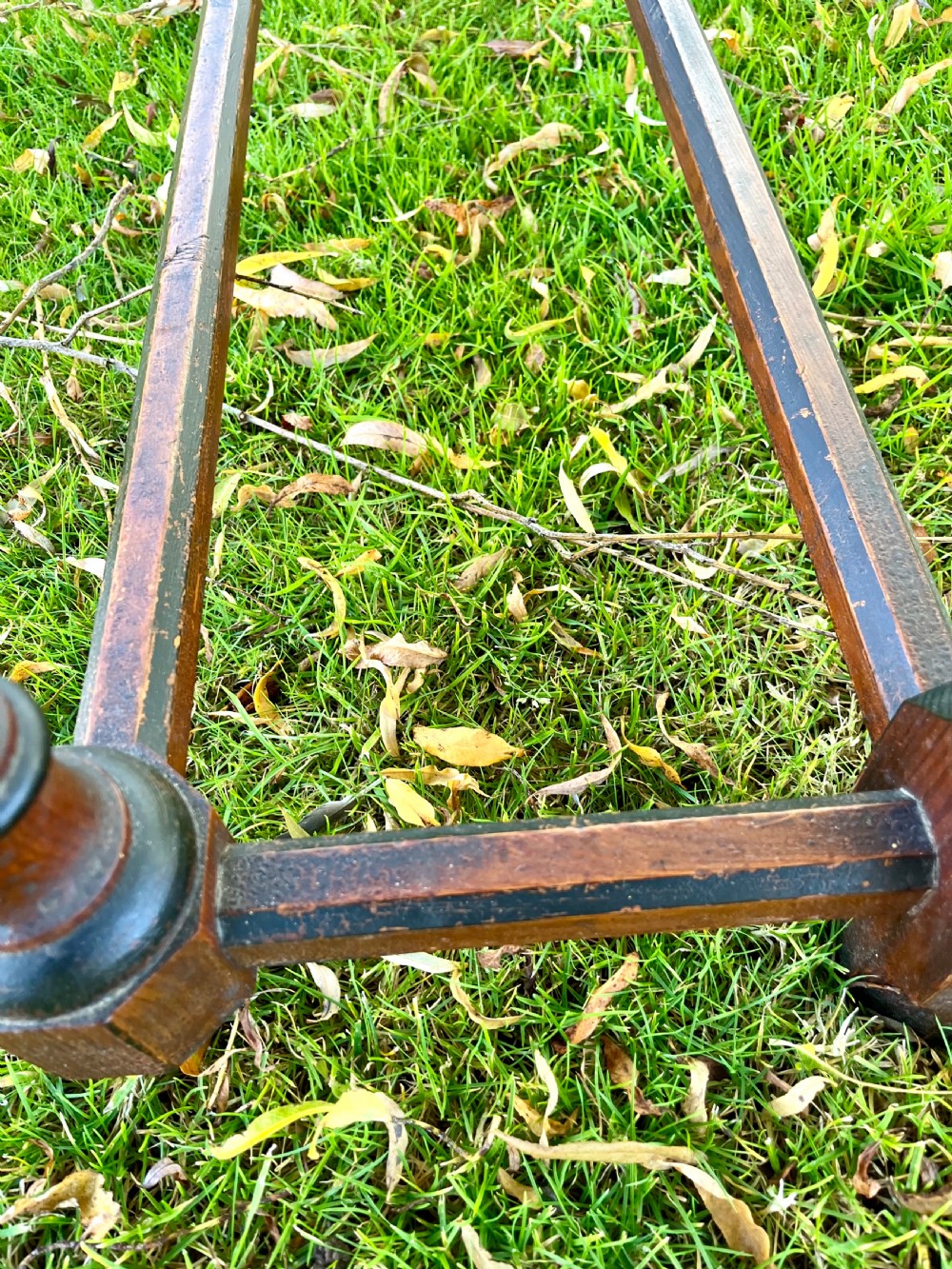 Scottish console table View VIII
