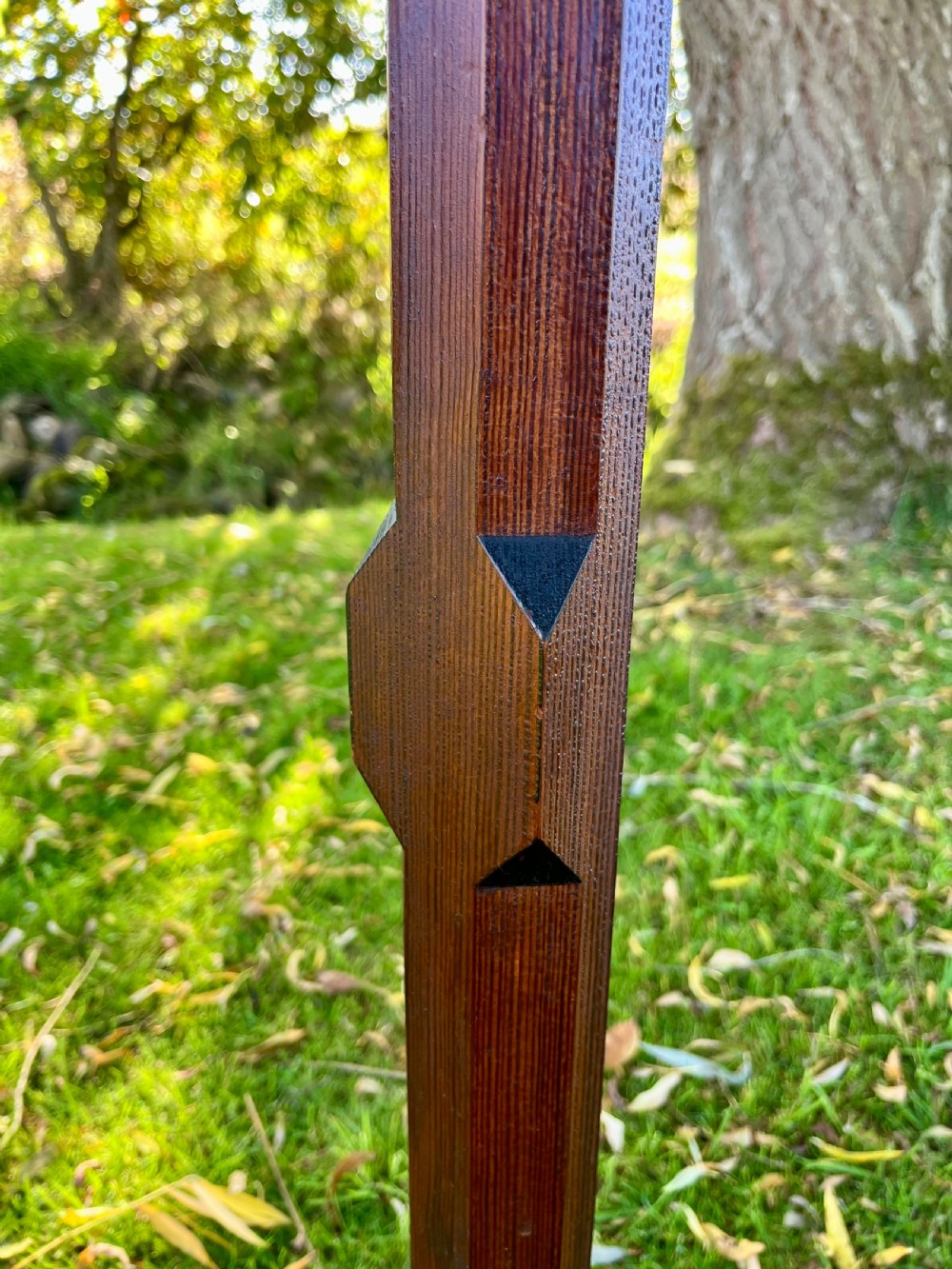Scottish console table View XI