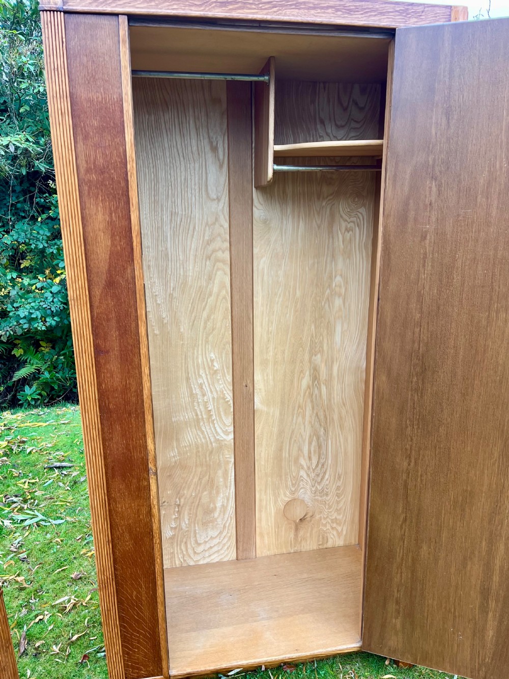 Heals of London bedroom suite  View XI