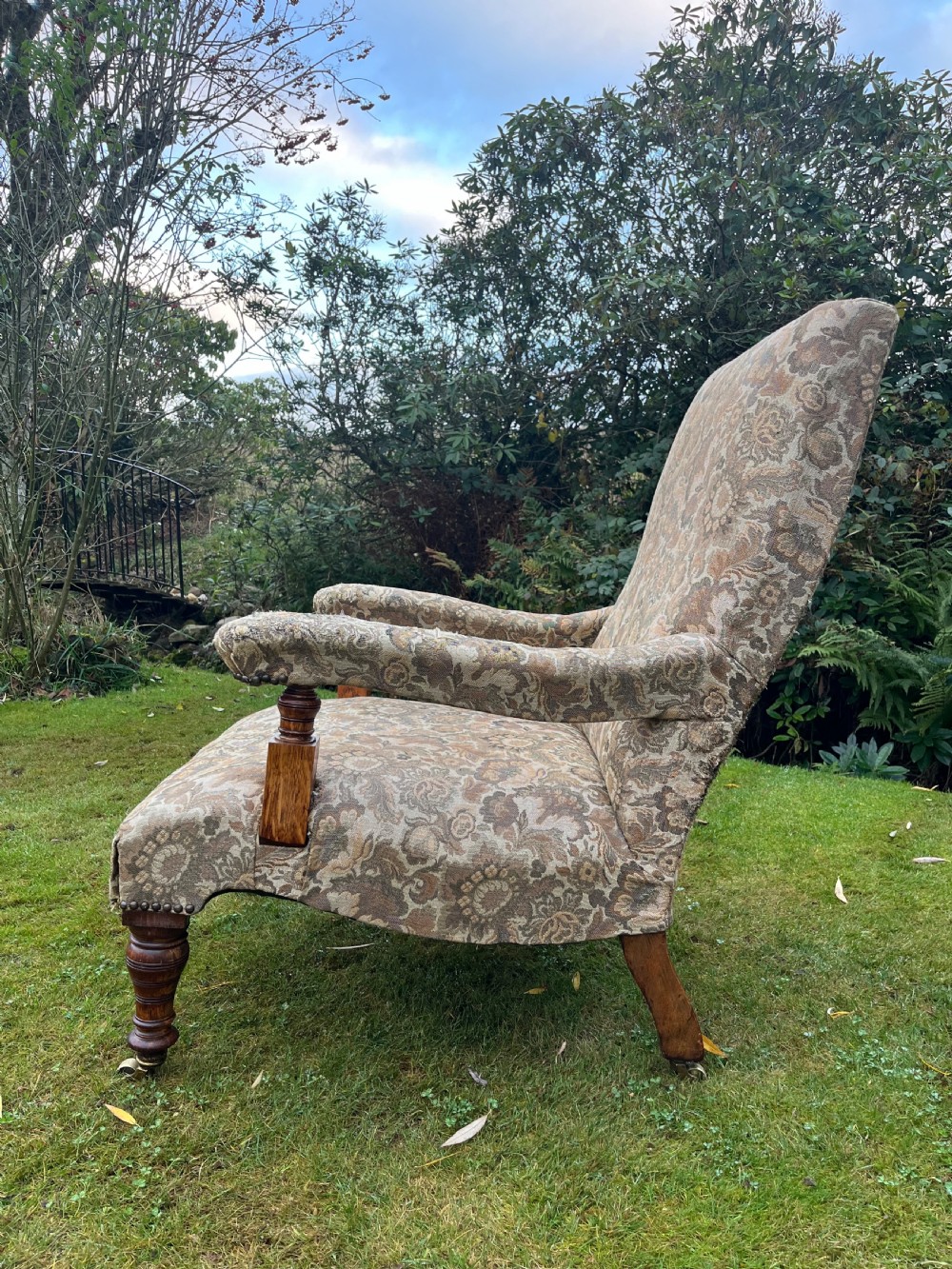 Oak upholstered open armchair  View V