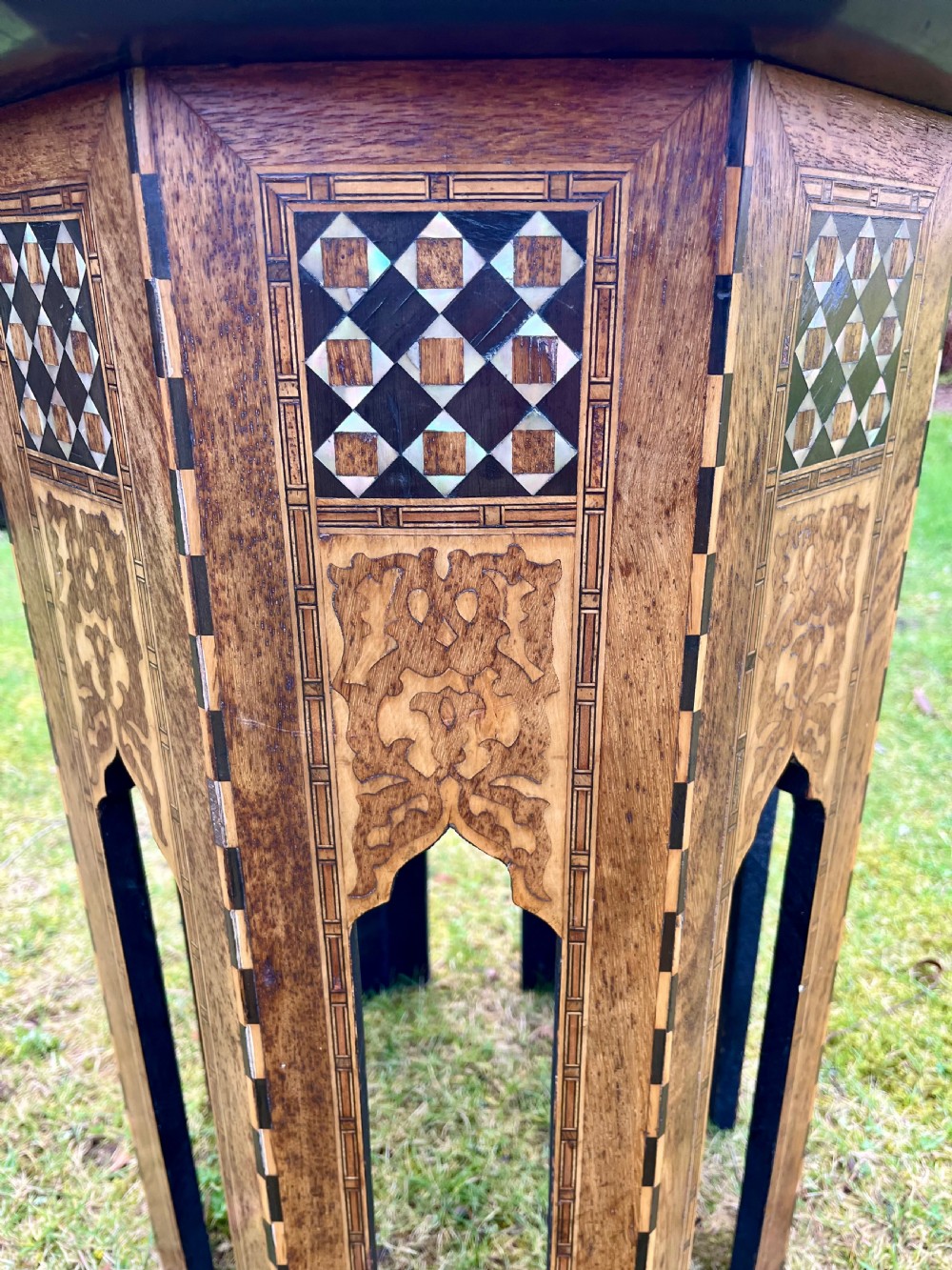 Large mother of pearl inlaid moorish table  View IV