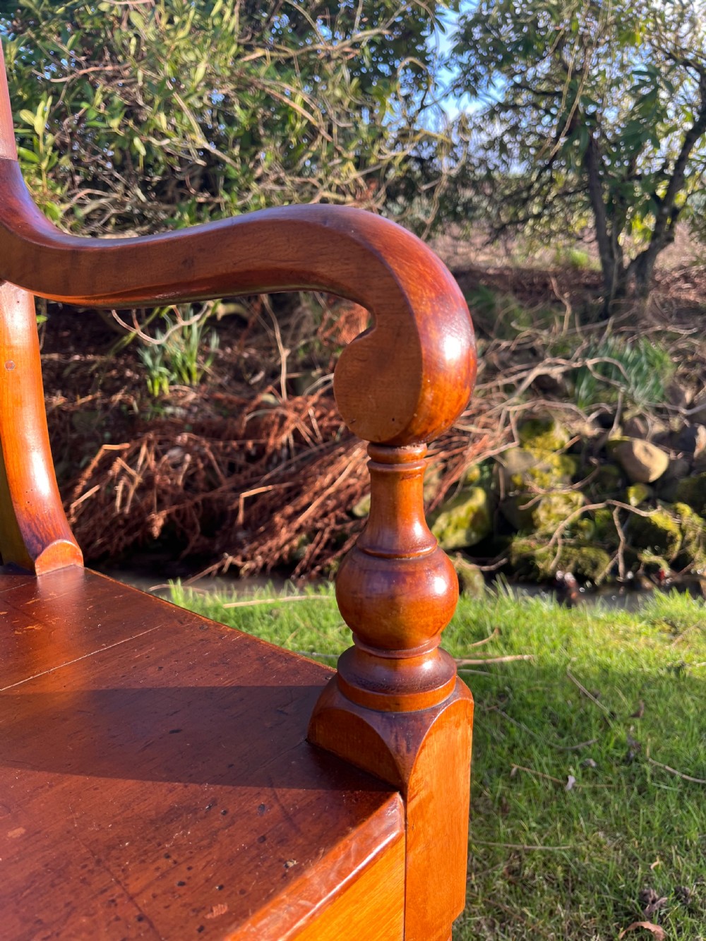 Pair hall benches View VII