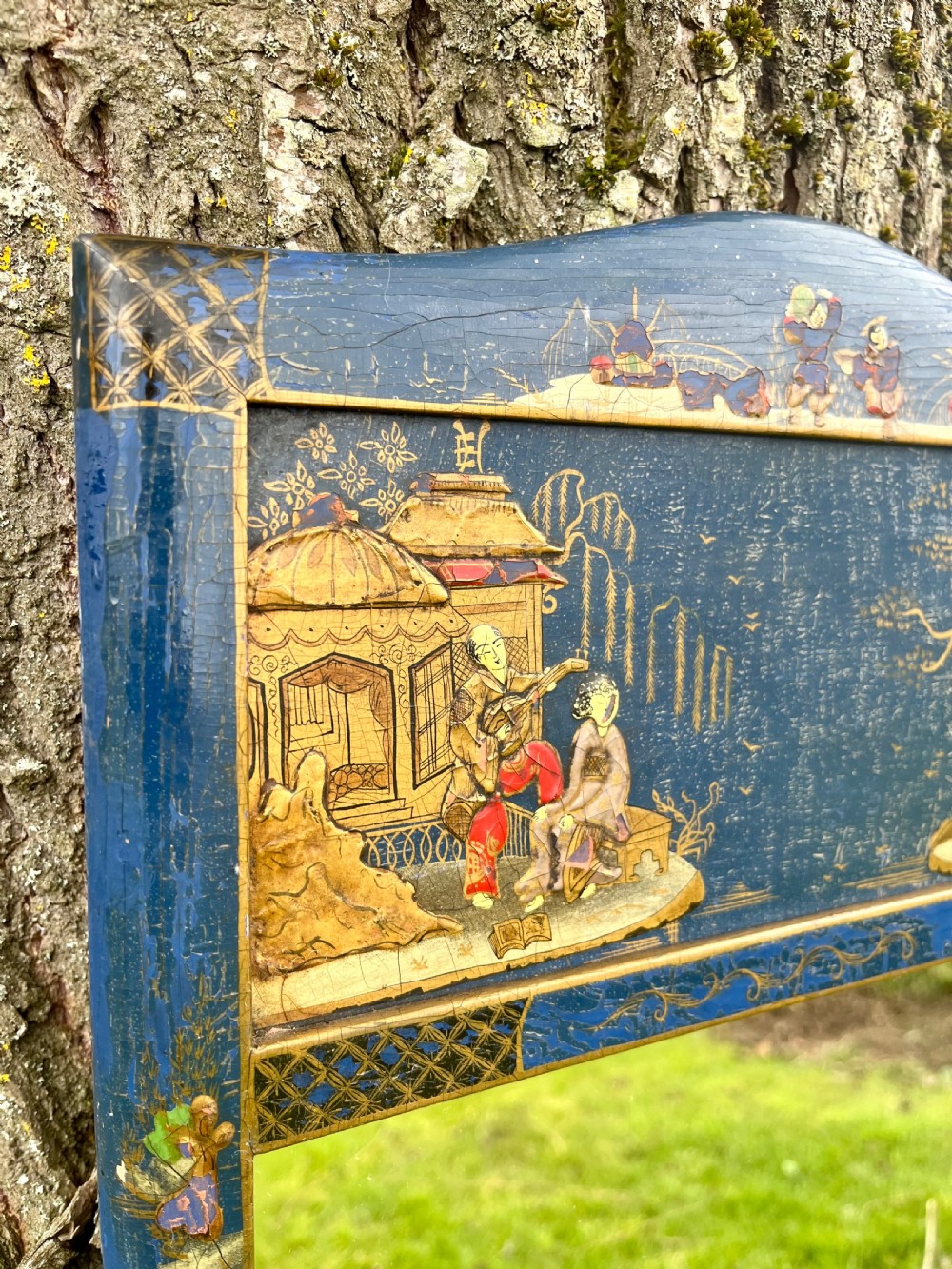 Chinoiserie wall mirror  View IV