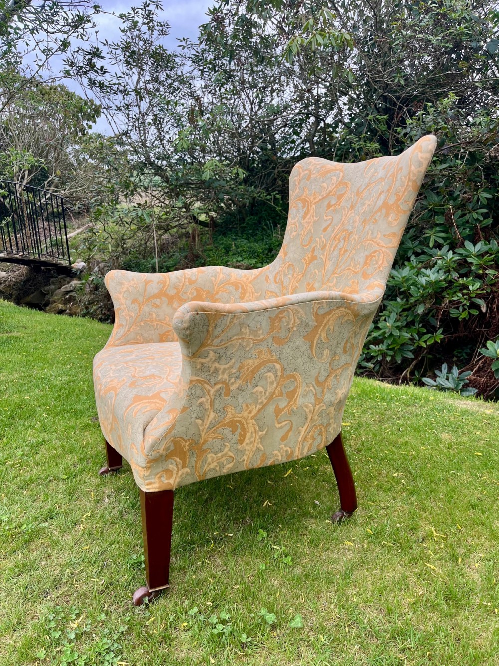Upholstered armchair  View V