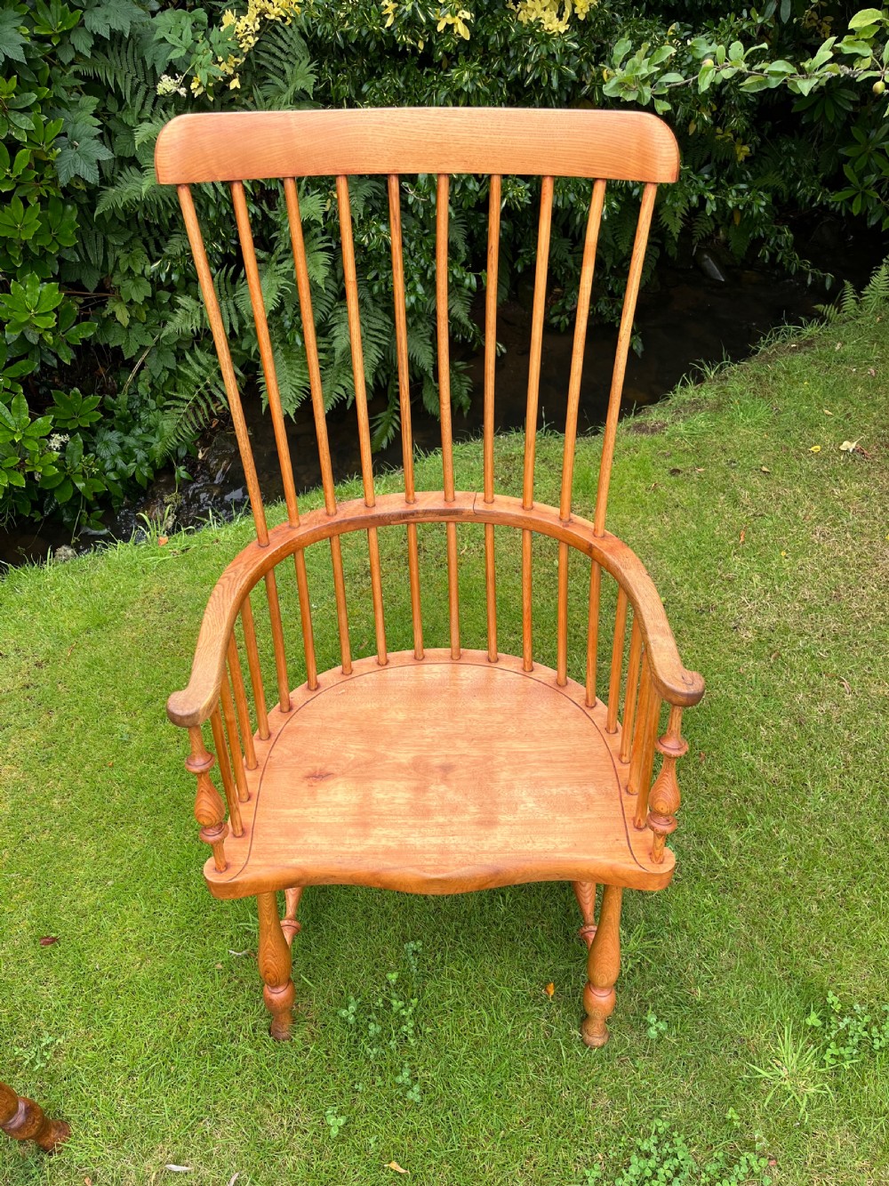 Matched pair Scottish Darvel Windsor chairs View IV