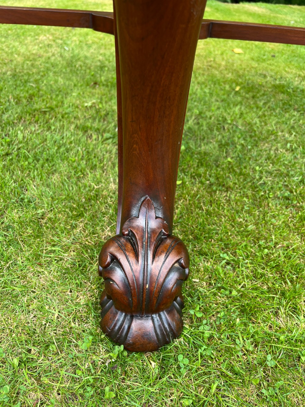 Large Scottish console table  View III