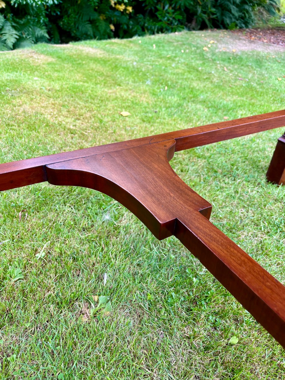 Large Scottish console table  View V