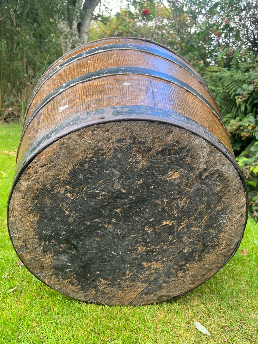Large tole log bin View IX