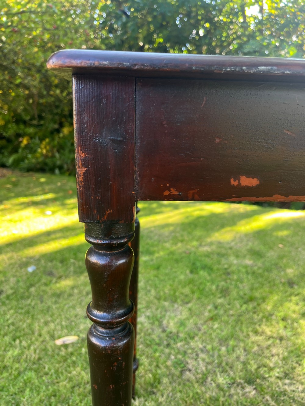 Scottish pine occasional table View II