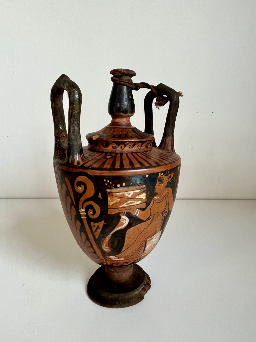 Ancient Greek pottery marriage vase View VIII