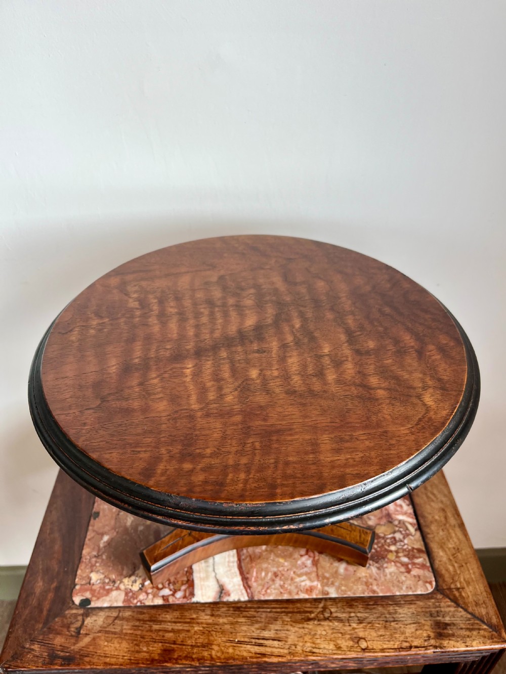 Apprentice piece table View V