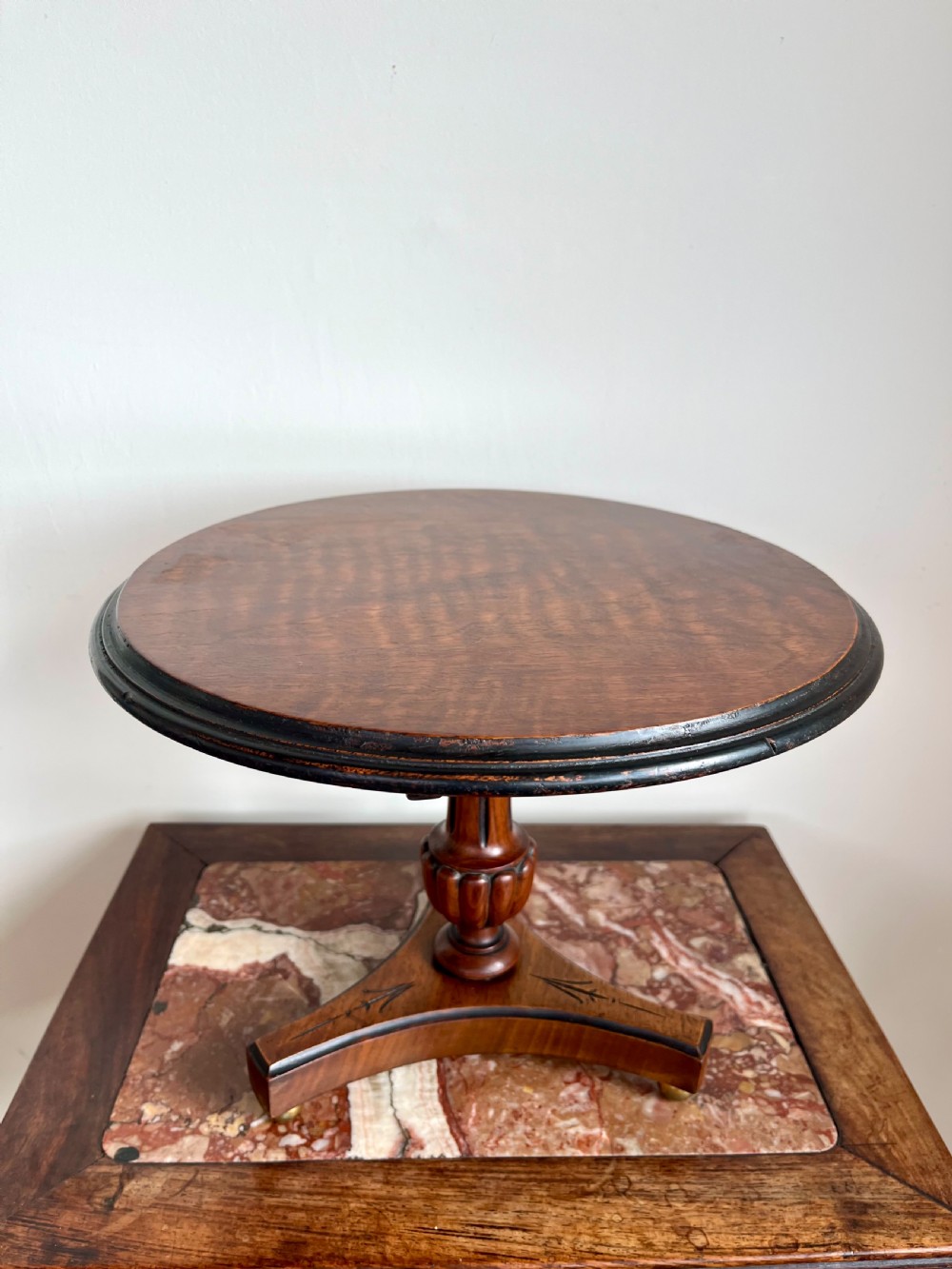 Apprentice piece table View VI