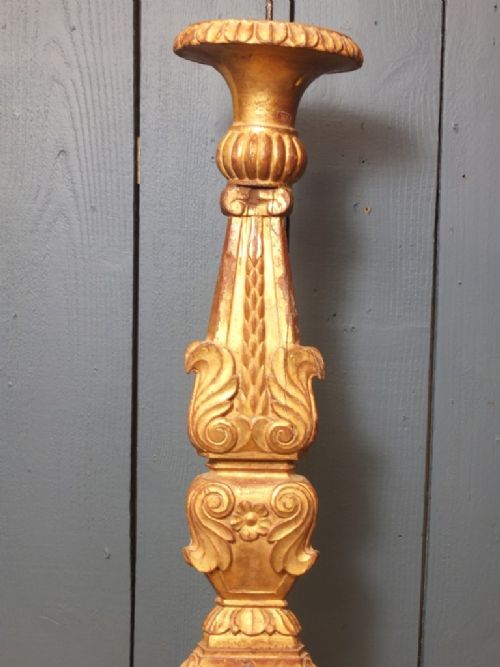 A LARGE GILDED CANDLESTICK - ADDITIONAL PHOTO 5