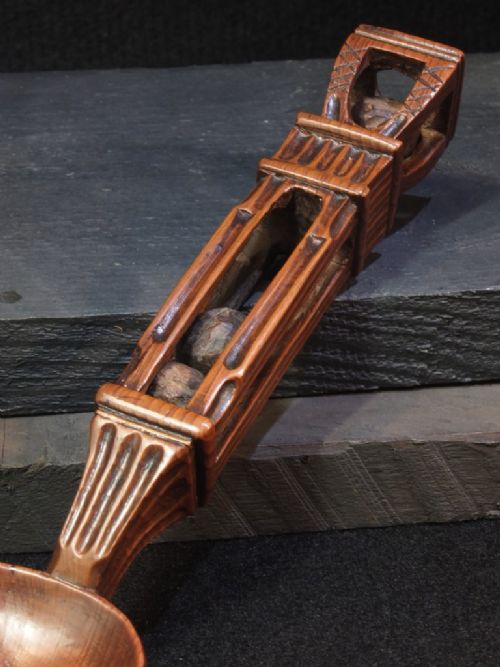 WELSH YEW WOOD LOVE SPOON - ADDITIONAL PHOTO 1