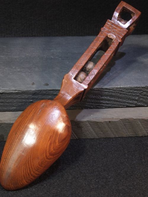 WELSH YEW WOOD LOVE SPOON - ADDITIONAL PHOTO 2