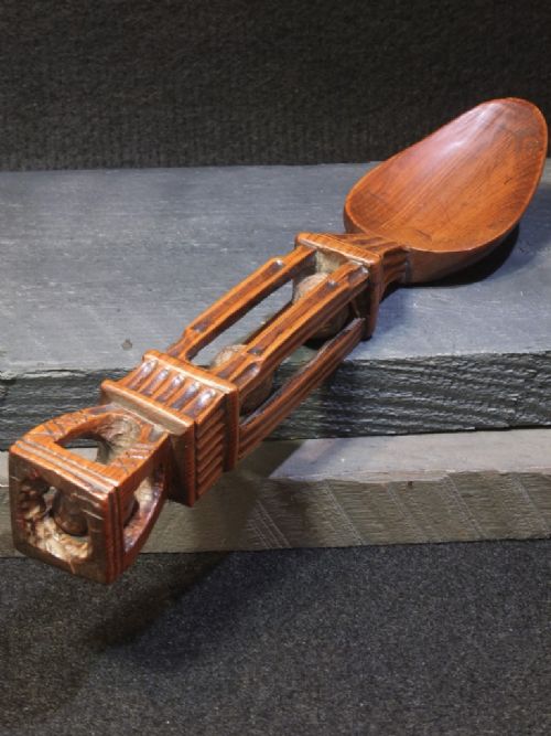 WELSH YEW WOOD LOVE SPOON - ADDITIONAL PHOTO 4