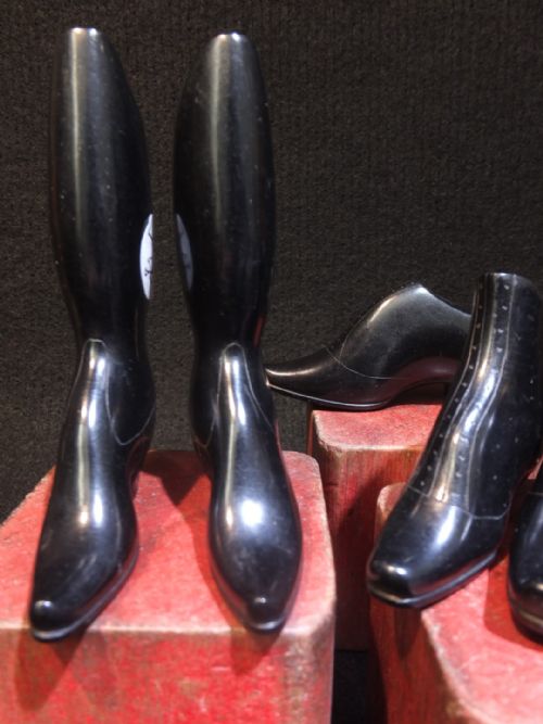 MINIATURE COAL BOOTS AND SHOE - ADDITIONAL PHOTO 9