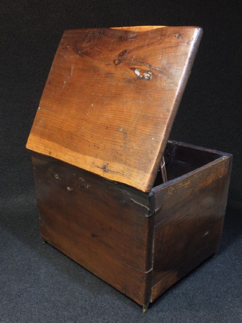 FRENCH YEW WOOD BOX - ADDITIONAL PHOTO 2