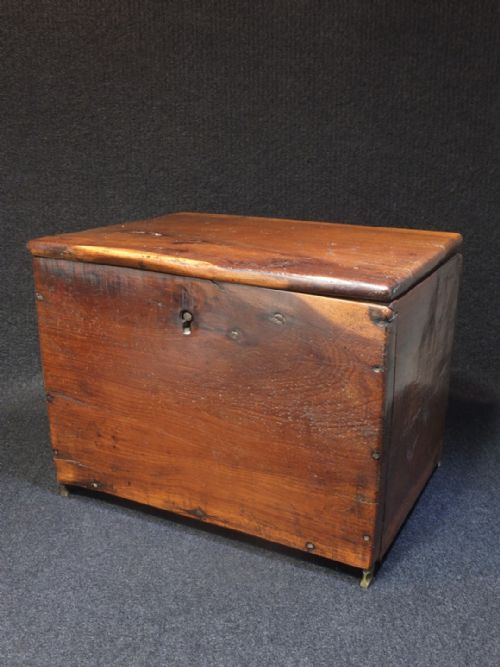 FRENCH YEW WOOD BOX - ADDITIONAL PHOTO 4