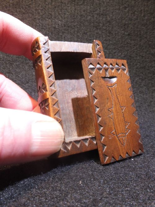 SKRIMSHAW SNUFF BOX - ADDITIONAL PHOTO 4