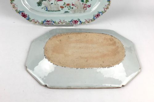 SUPERB CHINESE 18TH PORCELAIN DOUBLE PEACOCK PLATTER FAMILLE ROSE QIANLONG NO 1 - ADDITIONAL PHOTO 2