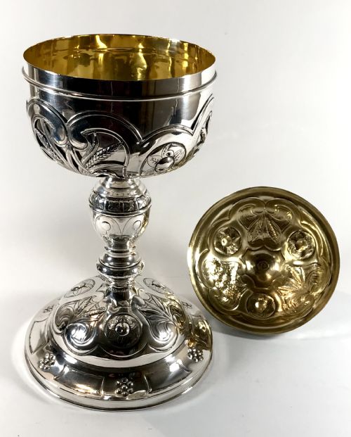 MAGNIFICENT ANTIQUE LARGE SOLID SILVER FRENCH CIBORIUM CHALICE 1835 WITH VERMEIL - ADDITIONAL PHOTO 11