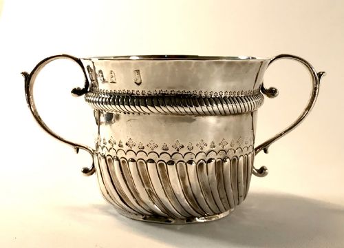 BRITANNIA STANDARD SOLID SILVER STERLING PORRINGER BOWL WILLIAM III LONDON 1700 - ADDITIONAL PHOTO 6