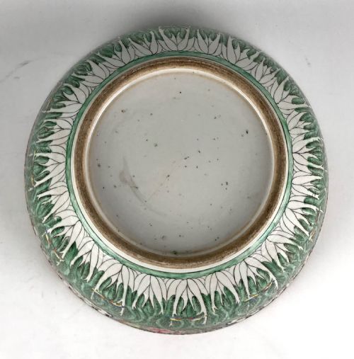 MAGNIFICENT LARGE CHINESE PORCELAIN 19TH CABBAGE LEAF PUNCH BOWL CANTON - ADDITIONAL PHOTO 2