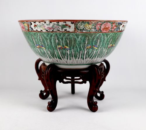 MAGNIFICENT LARGE CHINESE PORCELAIN 19TH CABBAGE LEAF PUNCH BOWL CANTON - ADDITIONAL PHOTO 4