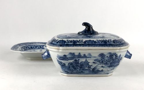 ANTIQUE CHINESE PORCELAIN SAUCE TUREEN COVER STAND QIANLONG 18TH CENTURY - ADDITIONAL PHOTO 2