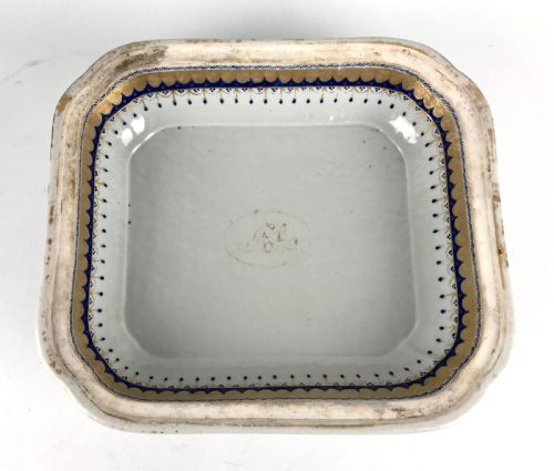 PAIR ANTIQUE CHINESE GILT PORCELAIN JIANQING PORCELAIN 18TH TUREENS ARMORIAL - ADDITIONAL PHOTO 6