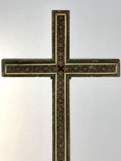 19TH CENTURY PERSIAN MIDDLE EASTERN RELIGIOUS CROSS CARVING KHATAM MOSAIC - ADDITIONAL PHOTO 2