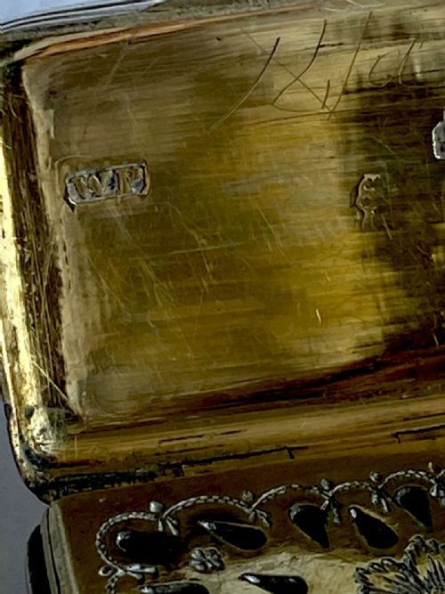 MAGNIFICENT LARGE GEORGIAN SOLID SILVER STERLING VINAIGRETTE GILT LONDON 1801 - ADDITIONAL PHOTO 7