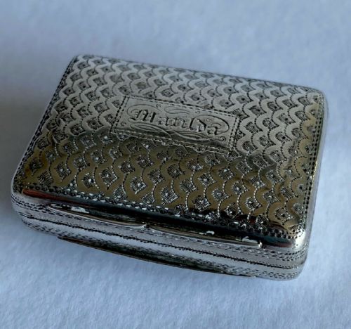 magnificent georgian large solid silver sterling vinaigrette gilt 1826 - CATEGORY: ANTIQUE SILVER - DATED GEORGIAN