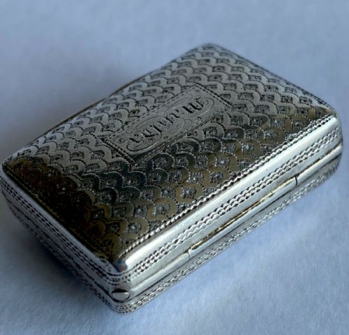 MAGNIFICENT GEORGIAN LARGE SOLID SILVER STERLING VINAIGRETTE GILT 1826 - ADDITIONAL PHOTO 1