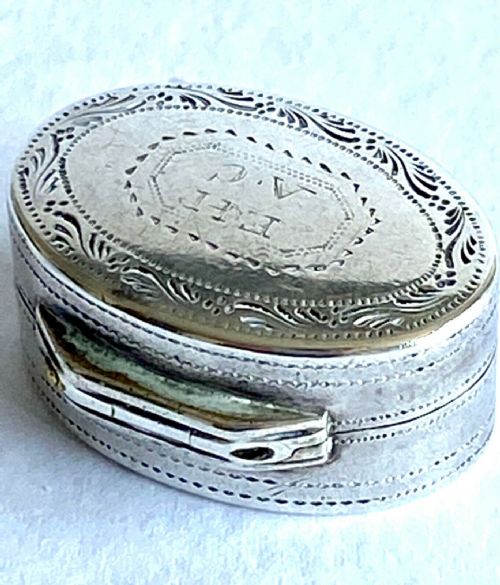 MAGNIFICENT GEORGIAN SOLID SILVER STERLING VINAIGRETTE GILT 1801 - ADDITIONAL PHOTO 1