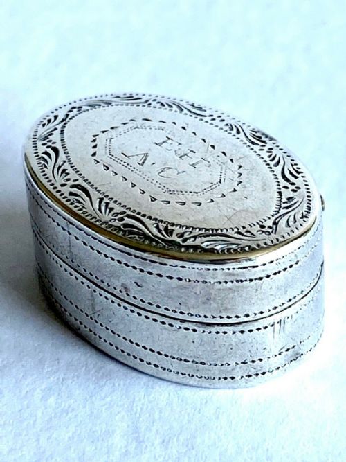 MAGNIFICENT GEORGIAN SOLID SILVER STERLING VINAIGRETTE GILT 1801 - ADDITIONAL PHOTO 8