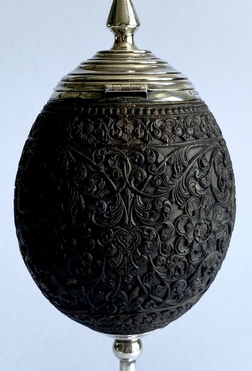 RARE SOLID SILVER MOUNTED CARVED COCONUT CUP 1878 255CM - ADDITIONAL PHOTO 3