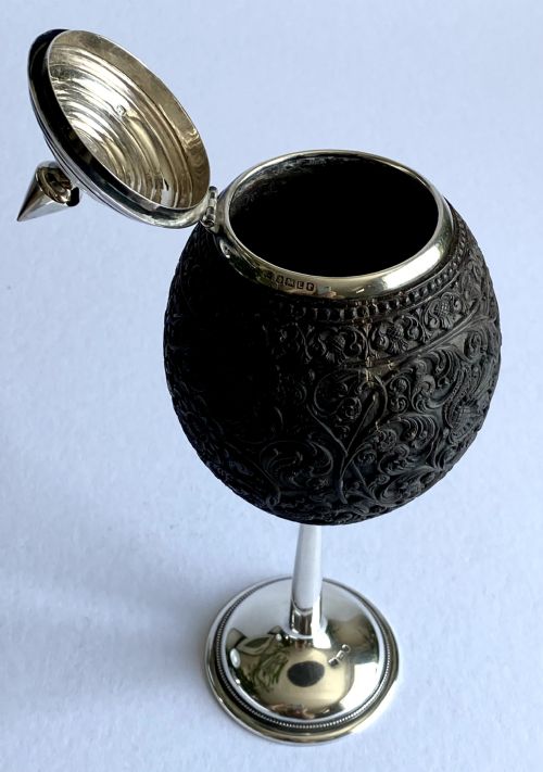 RARE SOLID SILVER MOUNTED CARVED COCONUT CUP 1878 255CM - ADDITIONAL PHOTO 8