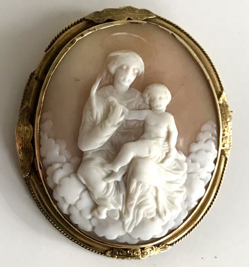 magnificent antique large religious cameo brooch 18th c 22k gold - CATEGORY: ANTIQUE JEWELLERY - DATED 19TH CENTURY
